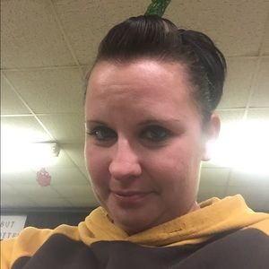 Meet your Posher, Nikki