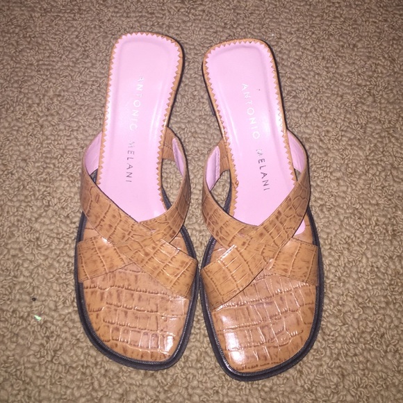 Antonio Melani Brown heeled sandals