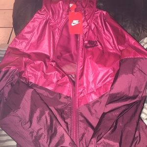 Nike windbreaker
