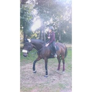 Meet your Posher, Casey