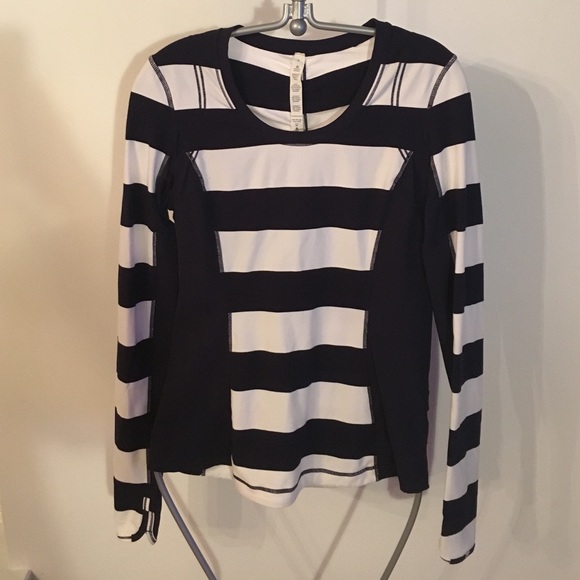 Lululemon long sleeved top