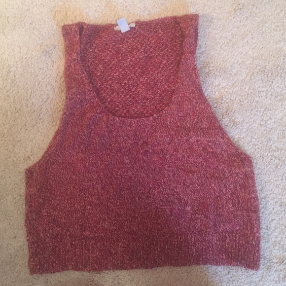 Knit crop top from urban outfitters!
