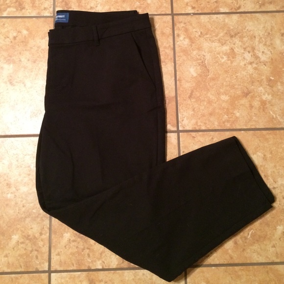 NEVER WORN black Old Navy pants | 14