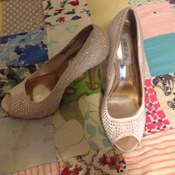 Bejeweled nude heels - Picture 1 of 1