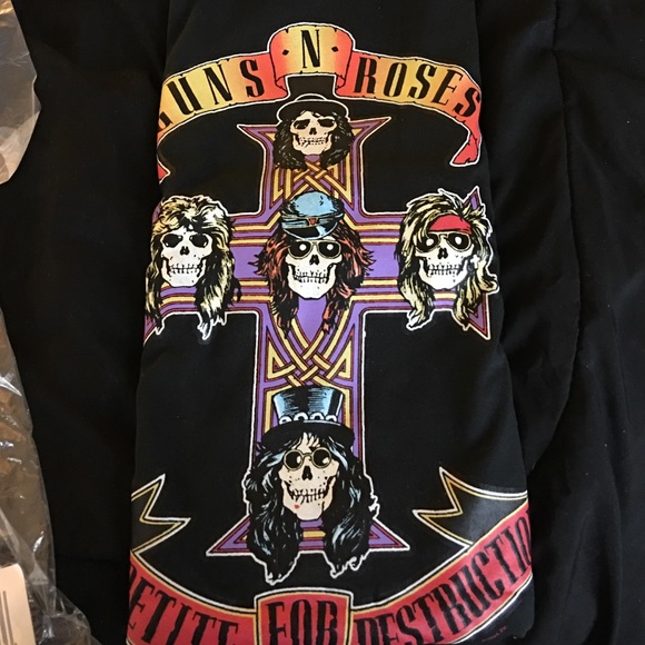 FOG fear of God men's guns and roses tee