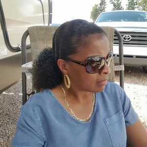 Meet your Posher, Nancy