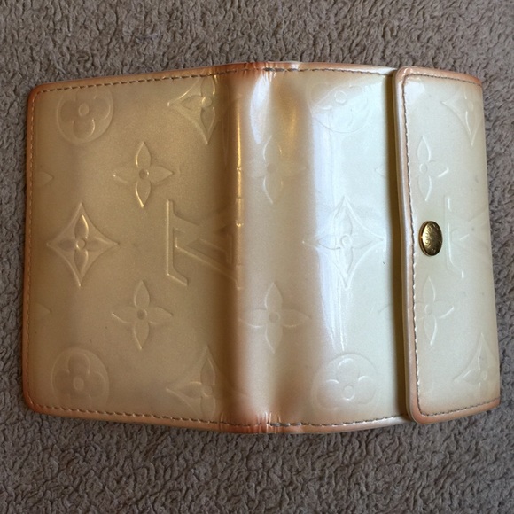 Authentic Louis Vuitton Wallet - Picture 2 of 4