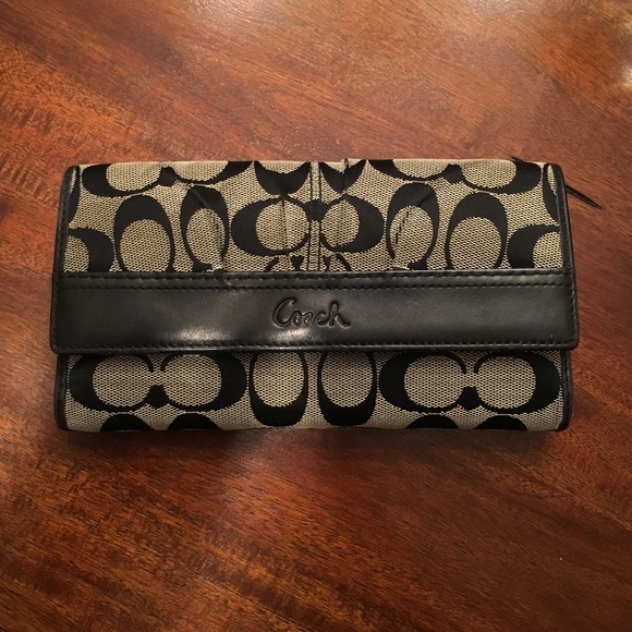 Coach wallet