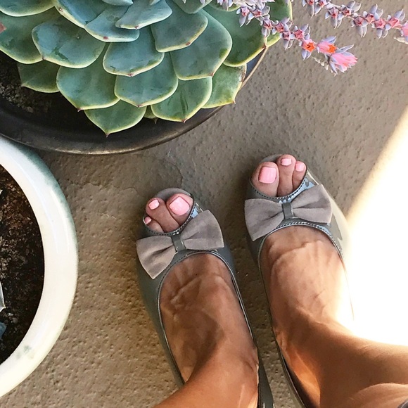 boutique Shoes - SOLD Boutique Gray Platform Sandals Size 39