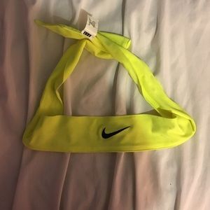nike headband