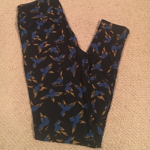 Brand new Lularoe OS leggings. Unicorn alert!  🦄