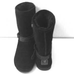 Black Bearpaw Boots