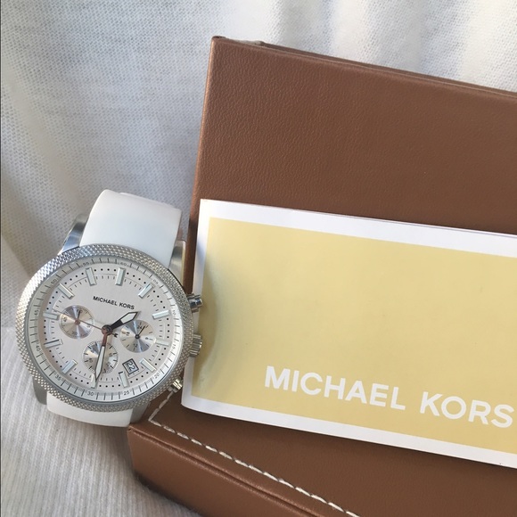 New! 😍Michael Kors Scout Chronograph 😀Watch⏱!