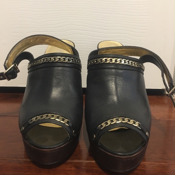 Christin Michaels heel platform 11 goldchain black