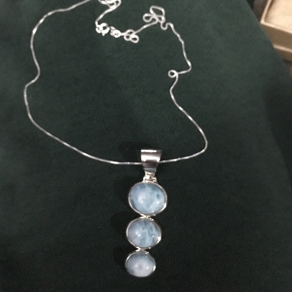 Matching set of blue 3 stone necklace and earrings