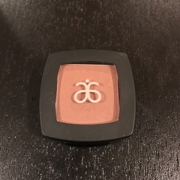 Arbonne Eyeshadow