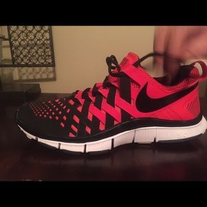 Nike trainer shoes size 7.5. Never worn