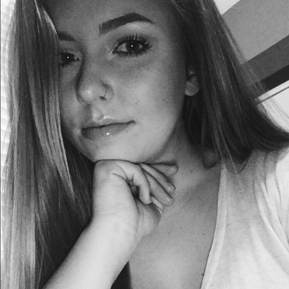 Meet your Posher, Morgan - Picture 1 of 1