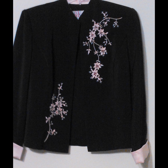 ❣️FINAL PRICE DROP❣️R & K ORIGINALS BLAZER - Picture 2 of 4