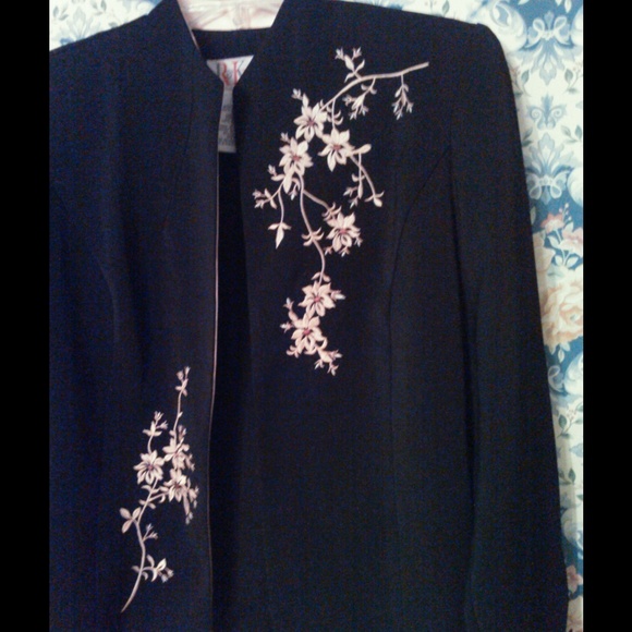 ❣️FINAL PRICE DROP❣️R & K ORIGINALS BLAZER - Picture 3 of 4