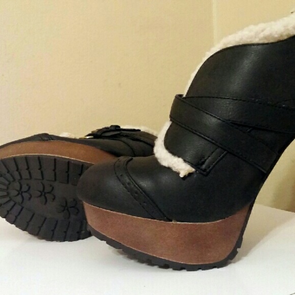 Bootie - Picture 2 of 4