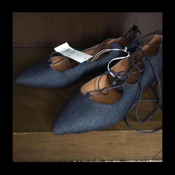 Mossimo kady lace up flats