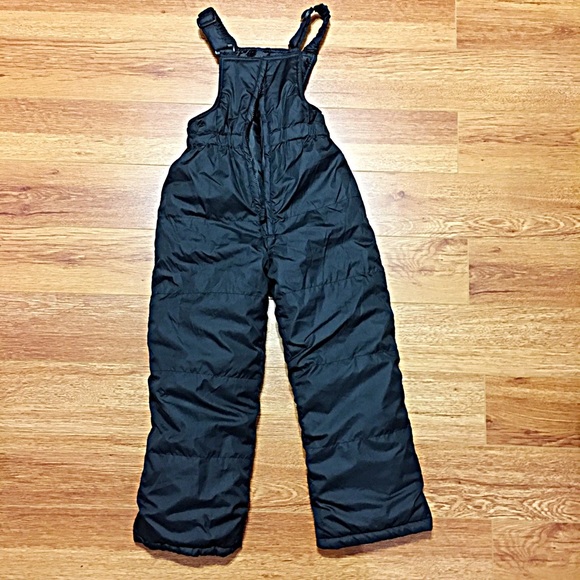 Boys snow pants size 7
