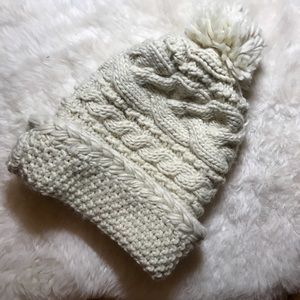 White knit hat