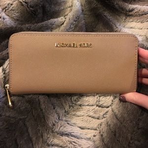 Michael Kors wallet