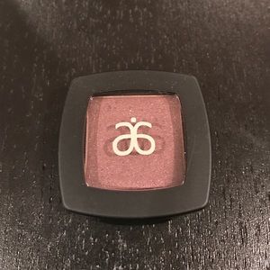 Arbonne eyeshadow