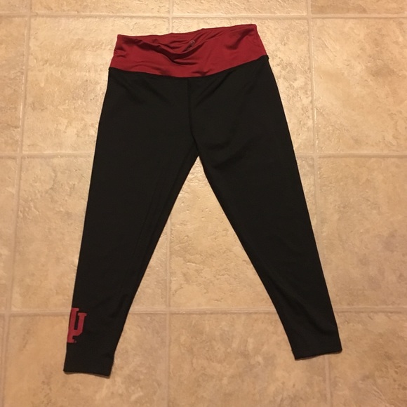 Indiana Hoosiers cropped workout leggings