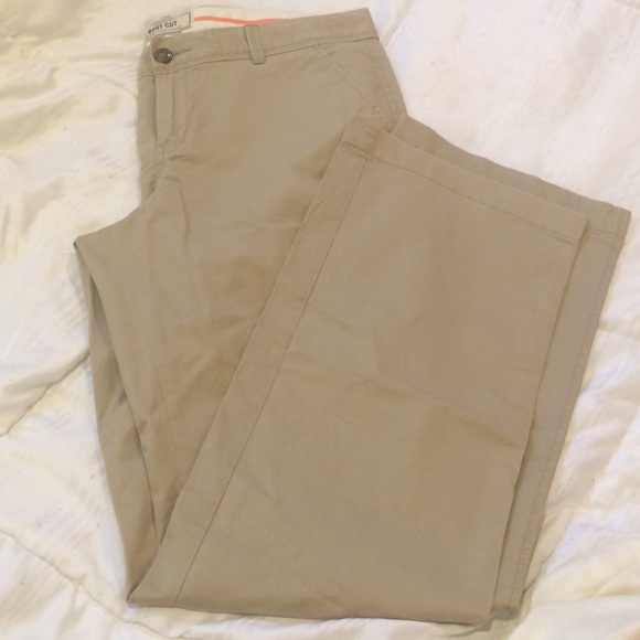 NWOT Old Navy Favorite Khakis