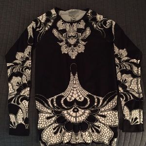 Athleta long sleeve top