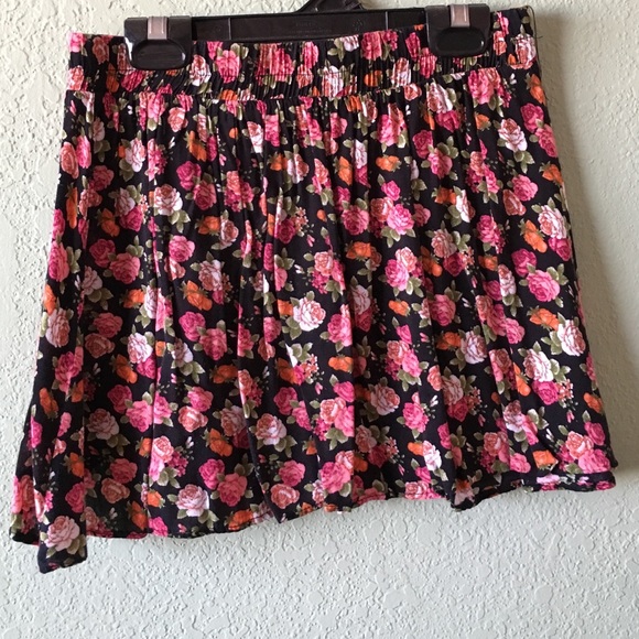 Pacsun brand skirt