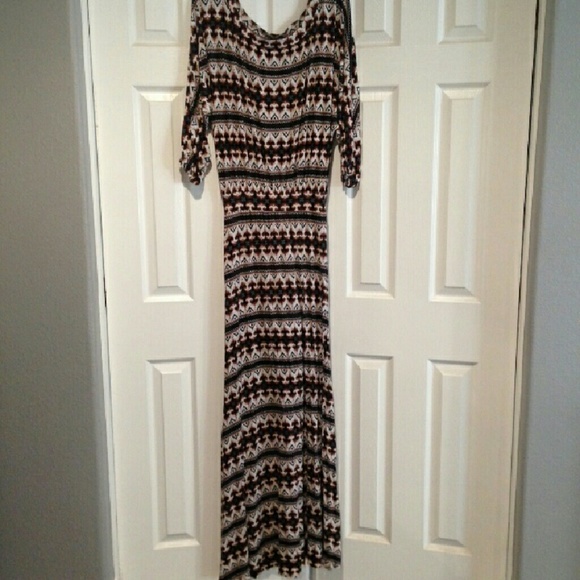 Off the shoulder maxi dress