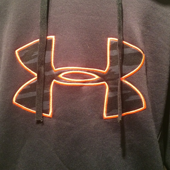 Under Armour hooded sweatshirt - Picture 2 of 4