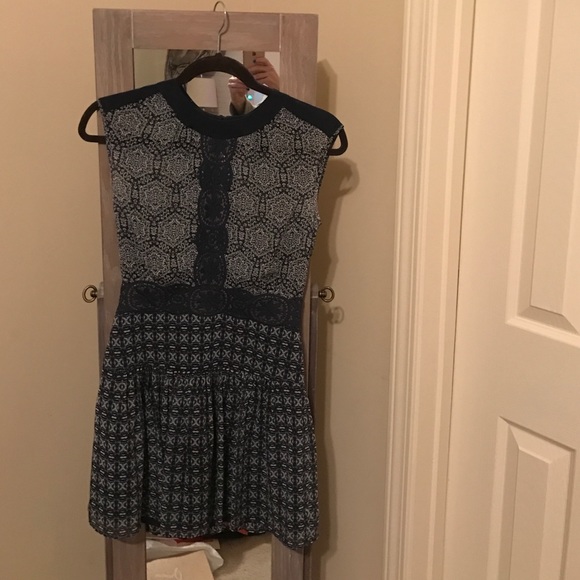 👗 BCBG Maxazria dress 👗