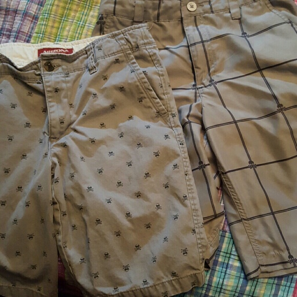 2 Pair Boys 14 Husky shorts