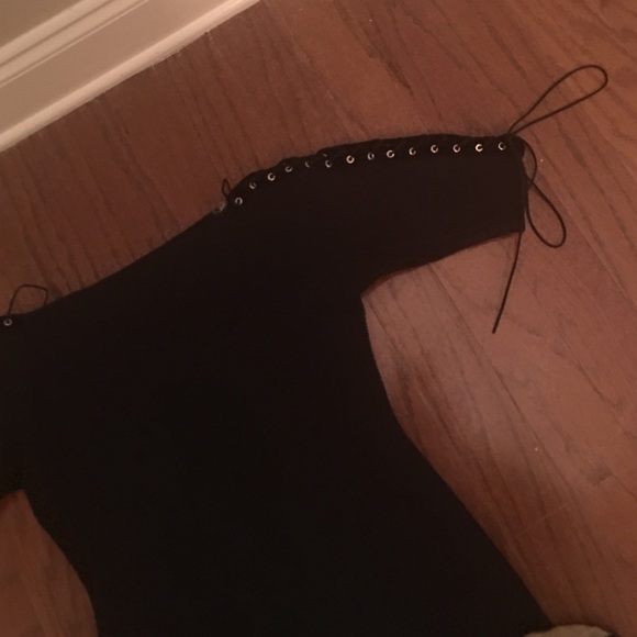 Dress - Picture 3 of 4
