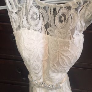 Wedding Dress. Size 4.