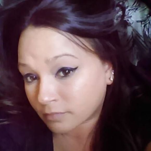 Meet your Posher, Chrissy