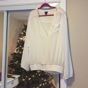 Detailed color sheer blouse