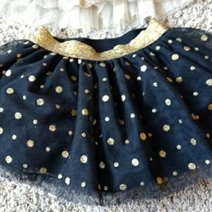 Black and gold polka dot