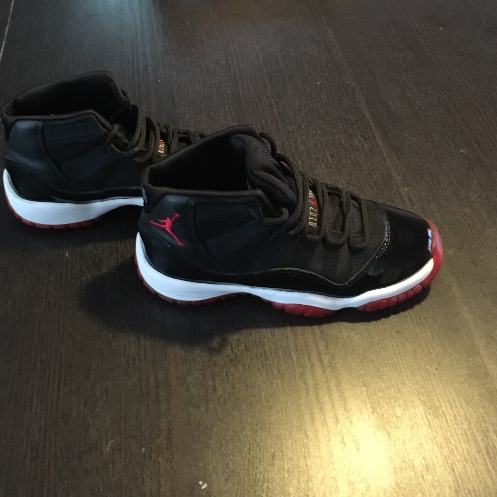 Jordan Retro 11 "BREAD"