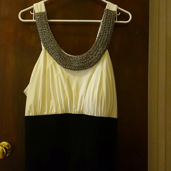 Any event 2 tone dress!