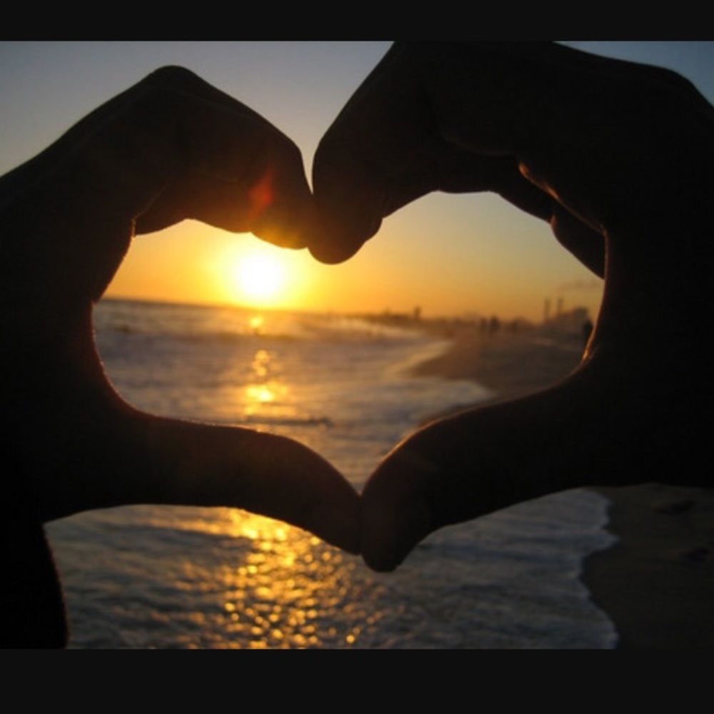 Meet your Posher, Flo