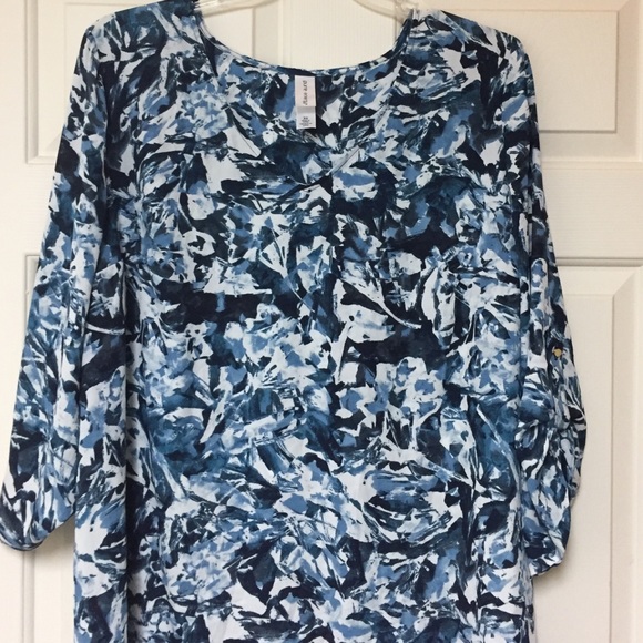 Blue & White watercolor inspired print blouse