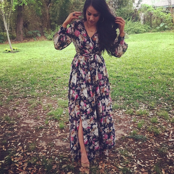 Flowery long Dress❤️🖤🌸🌺🌹🌷