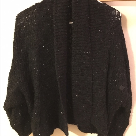 NWOT Express sweater/shawl size L