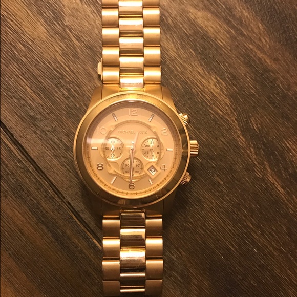 Large Michael Kors Rose Gold Watch